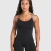 Apex Contrast Tank With Shelf
