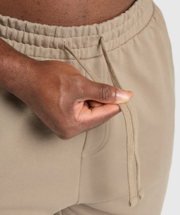 Trophy Graphic Shorts